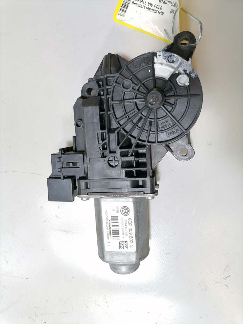 VW Polo 9N3 original Fensterhebermotor vorn links Bj.2009